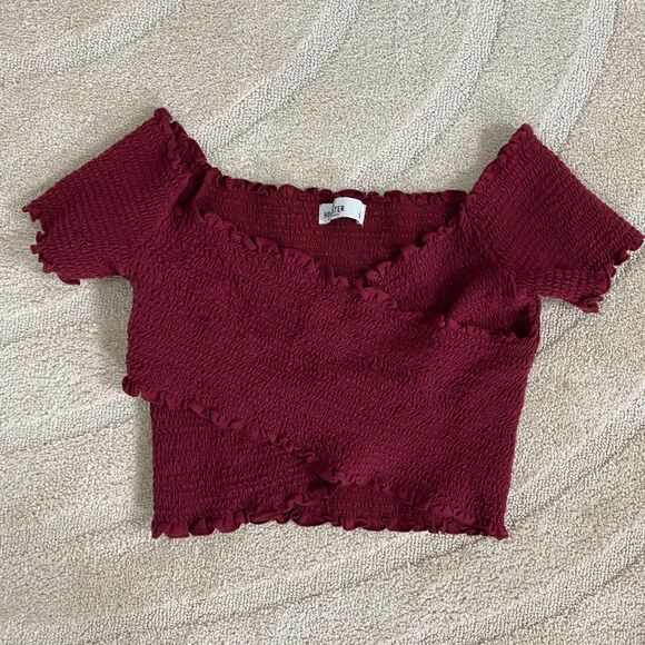 Early 2000s Burgundy Red Cropped Scrunched Criss Cross Crop Top Hollister Size S - Picture 5 of 8